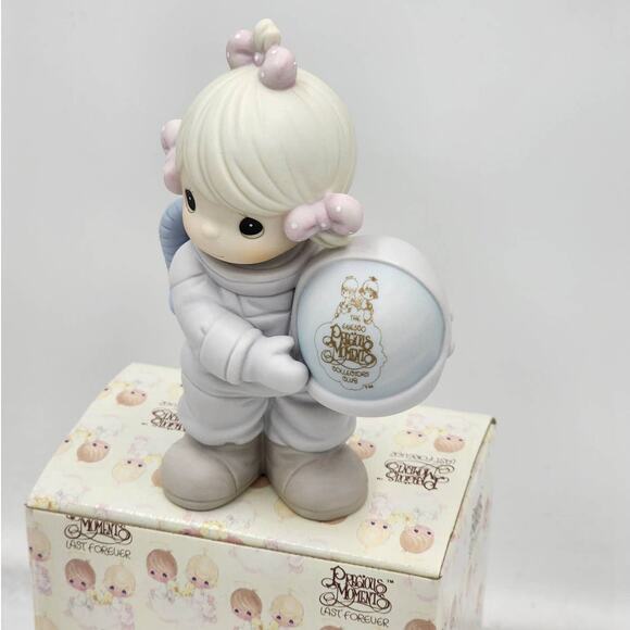 Precious Moments Figurine The Club That's Out Of This World Vintage W/Box Tags - Picture 9 of 11